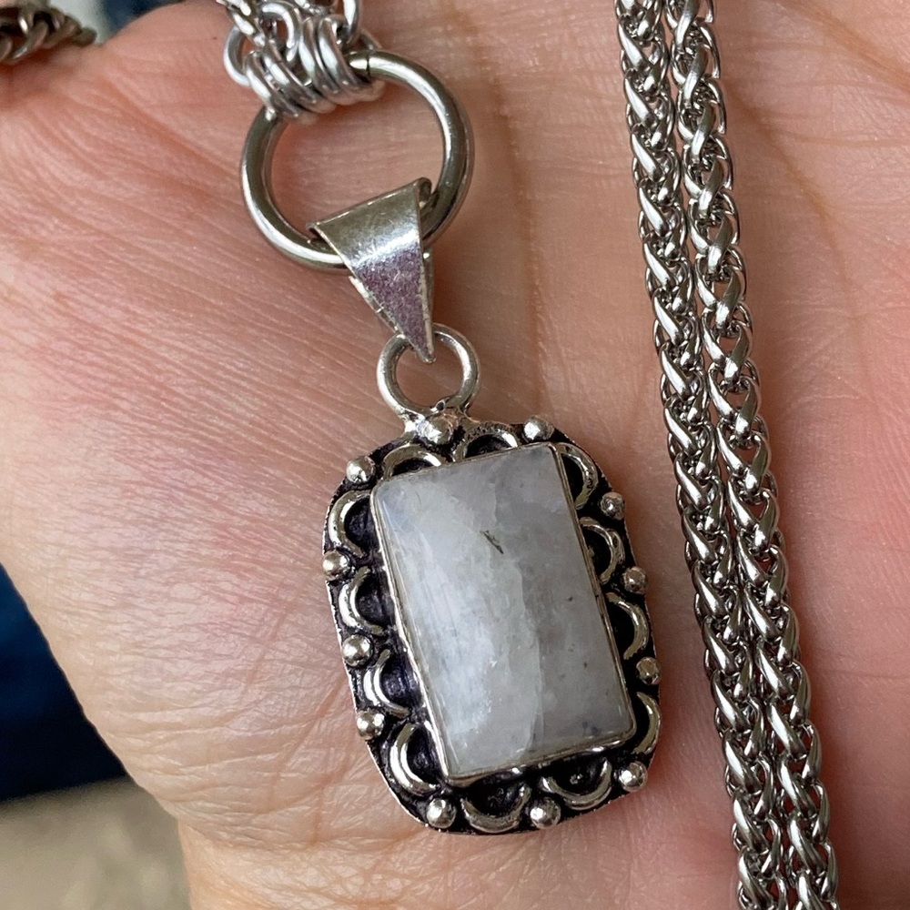 925 sterling silver overlay White quartz gemstone charm boho stone necklace . - Picture 8 of 16